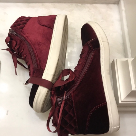 Sold! Steve Madden high tops sz 8 EUC burgundy - Picture 5 of 8
